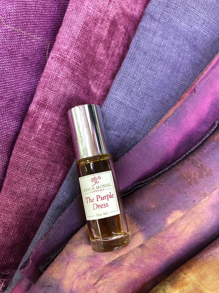 SmellyBlog – Agarwood – Ayala Moriel Parfums